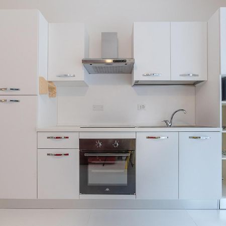 Academy Of Fine Arts -Modern Apt. With Balcony! Bologna Exterior photo